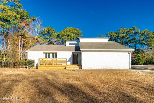 3600 Meadow Drive, Morehead City, NC, 28557 | Card Image