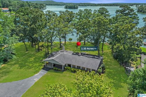 167 Valley View Cir, Pell City, AL, 35128-6933 | Card Image