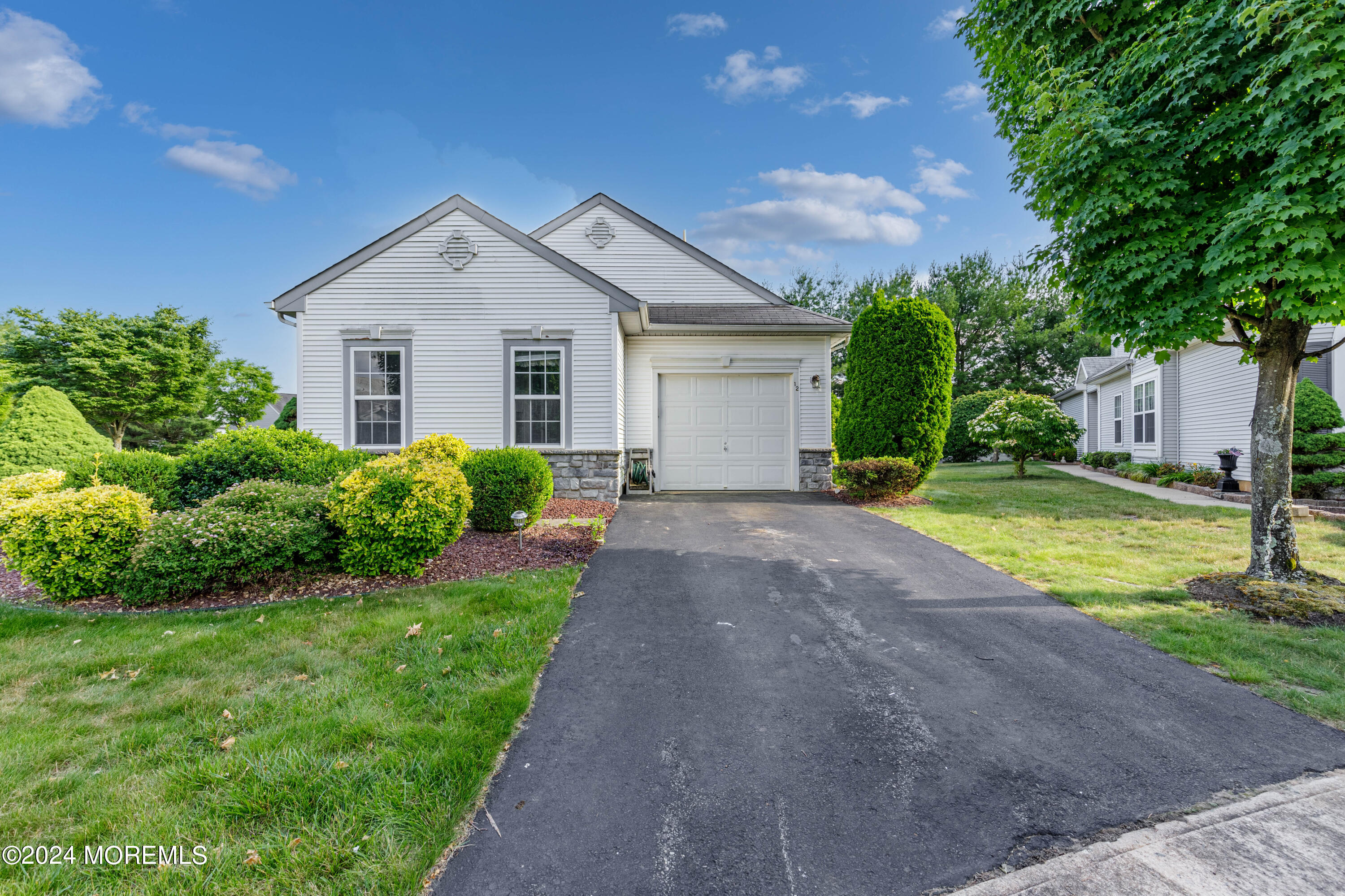 Stafford Ct, Manchester Township, NJ 08759