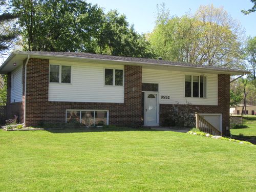 9552 Pine St, Bridgman, MI, 49106-9531 | Card Image