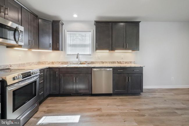 325 Walker Farm Dr, House other with 3 bedrooms, 2 bathrooms and null parking in FRONT ROYAL VA | Image 6