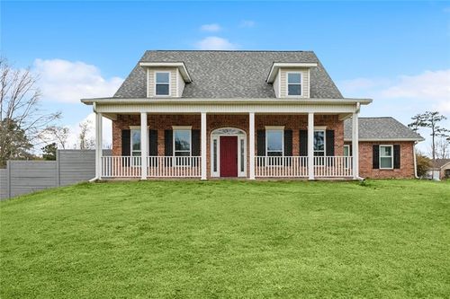 1085 Claire Dr, Slidell, LA, 70461-1366 | Card Image