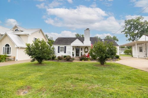 417 Battle Ave, Franklin, TN, 37064-3709 | Card Image