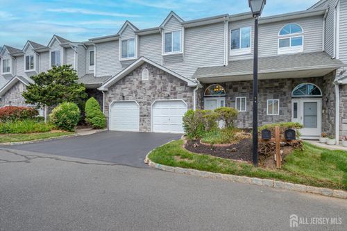 15 Daleron Pl, South Amboy, NJ, 08879-2903 | Card Image