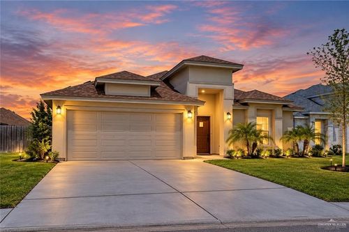 5421 San Roman Dr, Edinburg, TX, 78542-4200 | Card Image