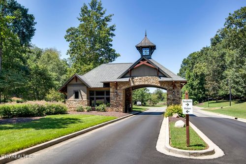942 Black Rock Run, Loudon, TN, 37774 | Card Image