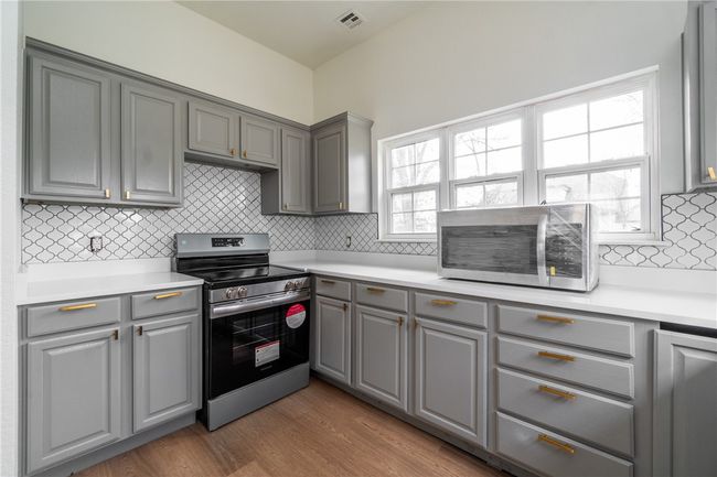 501 2 Nd Ave Sw, House other with 3 bedrooms, 3 bathrooms and null parking in Gravette AR | Image 13