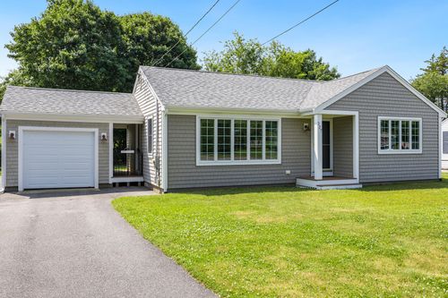227 Davisville Rd, East Falmouth, MA, 02536-7054 | Card Image