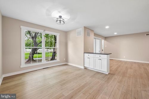 5p3-275 Green St, EDGEWATER PARK, NJ, 08010 | Card Image