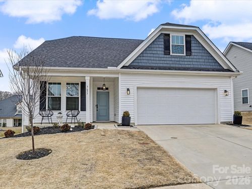 7677 Tanglewood Way, Denver, NC, 28037-9227 | Card Image