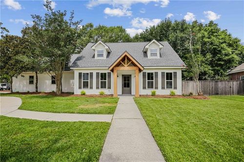 773 Rue Calais, Mandeville, LA, 70471 | Card Image