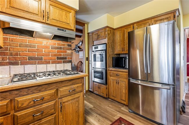 1415 S Madison Ave, House other with 4 bedrooms, 2 bathrooms and null parking in Aurora MO | Image 6