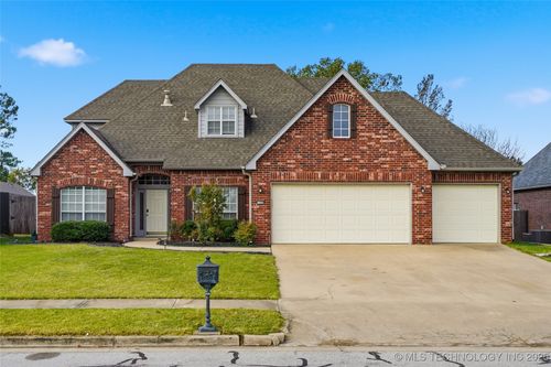 11920 Cedar Ave, Jenks, OK, 74037-3362 | Card Image