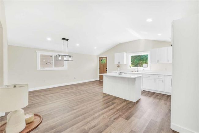 110 Howard Rd, House other with 4 bedrooms, 2 bathrooms and 3 parking in BARNESVILLE GA | Image 14