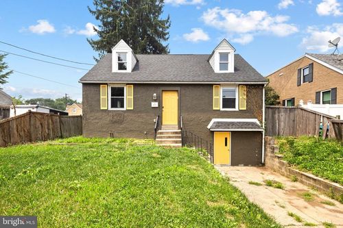8008 Algon Ave, PHILADELPHIA, PA, 19152-2202 | Card Image