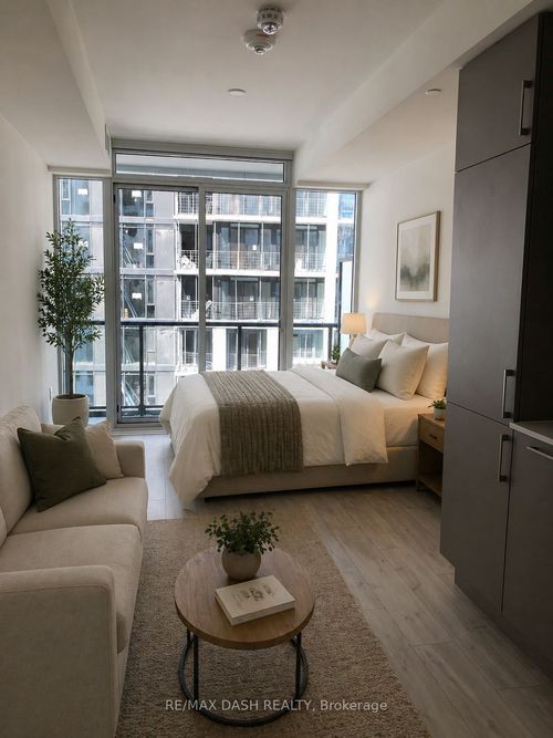 1511e-576 Front St W, Toronto, ON, M5V0P8 | Card Image