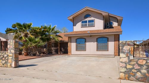 11729 Roger Chaffee Ln, El Paso, TX, 79936-5519 | Card Image