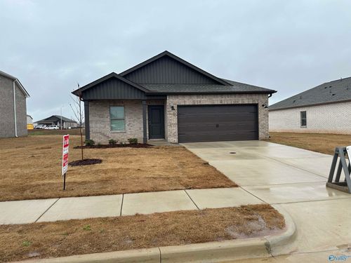 143 Havner Dr, Hazel Green, AL, 35750-5612 | Card Image