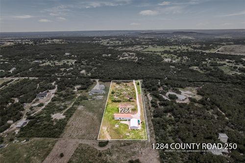 1284 County Road 250, Burnet, TX, 78611-3367 | Card Image