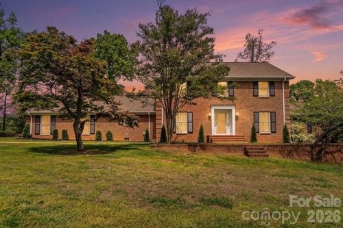 113 Woodstream Cir, Mooresville, NC, 28117-7498 | Card Image