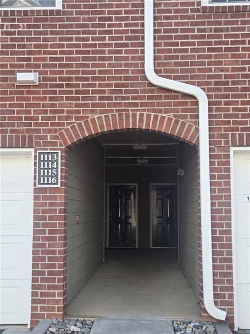 1114 Woodland Ln, Alpharetta, GA, 30009-8729 | Card Image