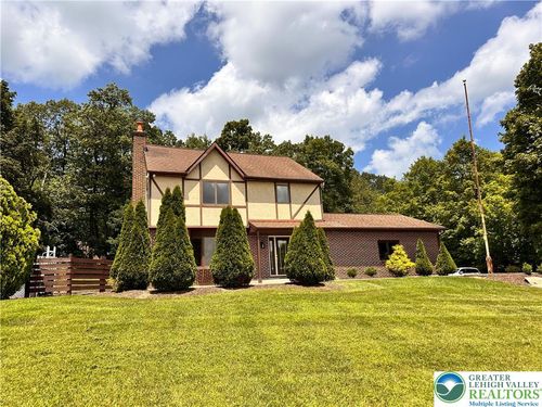 6265 Venture Ct, SLATINGTON, PA, 18080-3112 | Card Image