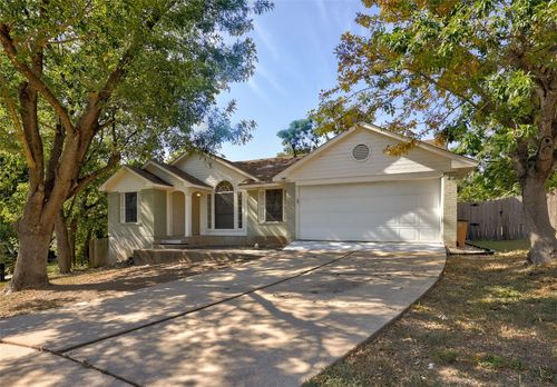 5005 Acorn Grove Ct, Austin, TX, 78744-4001 | Card Image