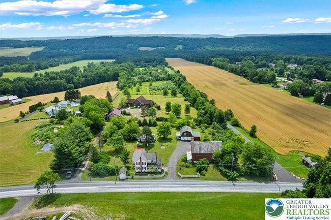 7590 Pohopoco Dr, House other with 3 bedrooms, 2 bathrooms and null parking in Kunkletown PA | Image 21