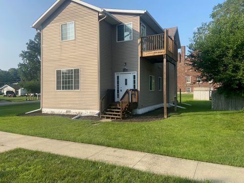 109 N Meridian St, Colfax, IN, 46035-9139 | Card Image