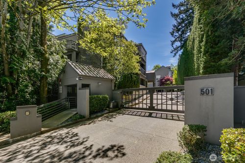 201-501 Kirkland Ave, Kirkland, WA, 98033-6246 | Card Image