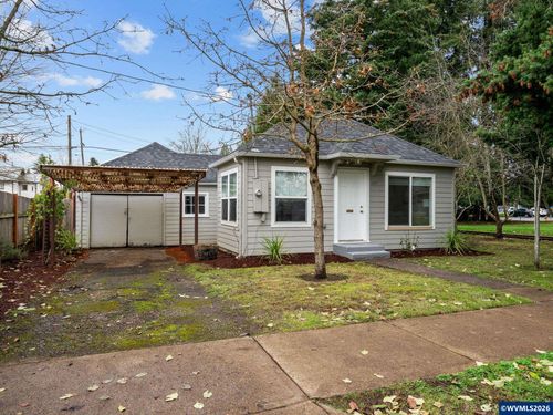 180 Eaton St, Lebanon, OR, 97355-4311 | Card Image