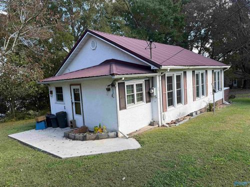 623 Chisolm Ave, Bridgeport, AL, 35740-6273 | Card Image