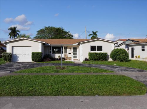 609 S Crescent Dr, Hollywood, FL, 33021-7503 | Card Image