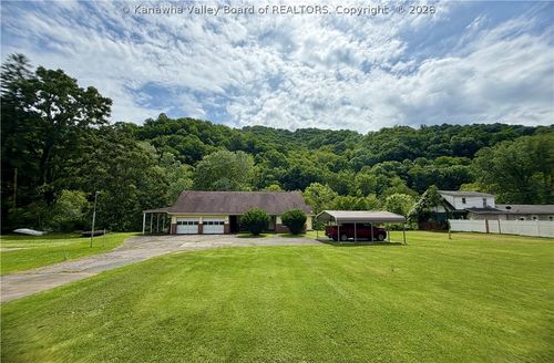 5646 Old Logan Rd, Logan, WV, 25601-3066 | Card Image