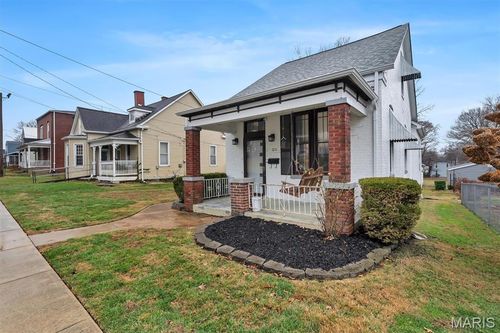 724 Union Ave, Belleville, IL, 62220-2345 | Card Image