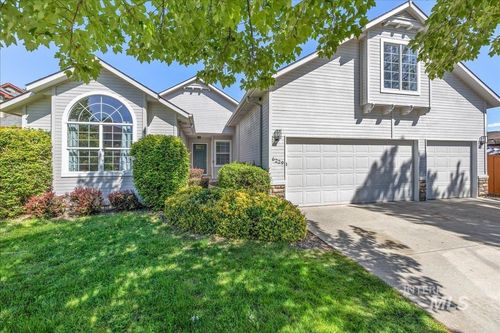 6229 S Snowdrop Way, Boise, ID, 83716-7085 | Card Image