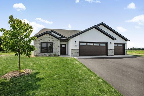 955 3rd Ave Sw, Rice, MN, 56367-2201 | Card Image
