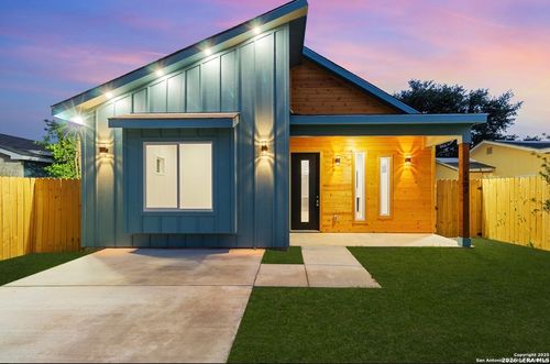 1422 Sherman, San Antonio, TX, 78202-1556 | Card Image