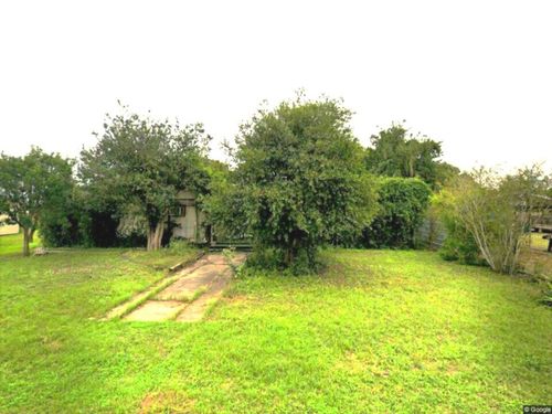 322 N Hidalgo St, Mathis, TX, 78368-2407 | Card Image