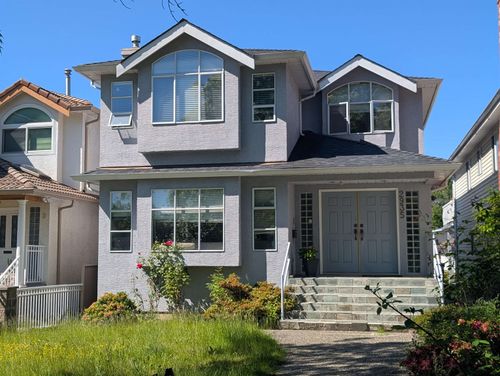 2935 E 17th Ave, Vancouver, BC, V5M2N4 | Card Image