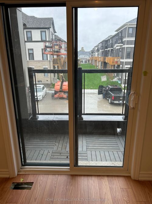 430 Okanagan Path, Oshawa, ON, L1H0B1 | Card Image