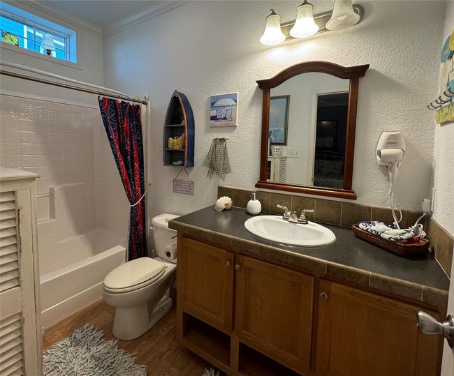 2021 Vista Dr, House other with 2 bedrooms, 2 bathrooms and 3 parking in Crystal Beach TX | Image 22