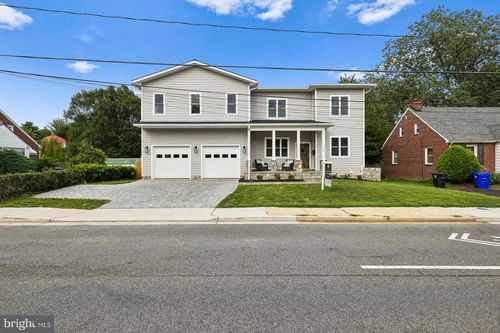 735 N George Mason Dr, ARLINGTON, VA, 22203-1438 | Card Image