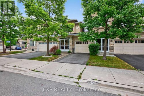 25 Portwine Dr, Scarborough, ON, M1C0C8 | Card Image