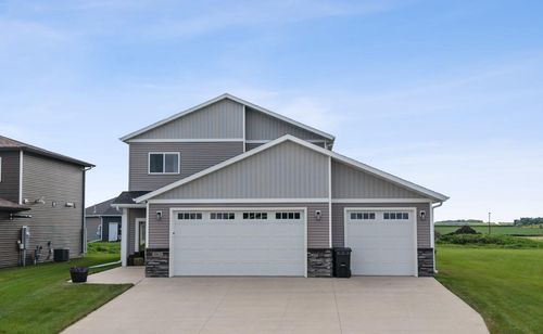 403 16th St Ne, Dilworth, MN, 56529-1540 | Card Image