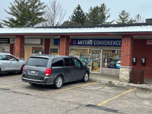 484 Woodlawn Rd E, Guelph, ON, N1E1B9 | Card Image