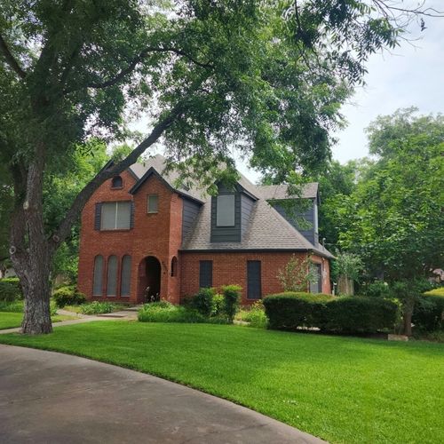 5001 Seminole Dr, Granbury, TX, 76049-5194 | Card Image