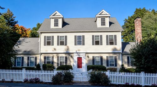 104 Union St, Natick, MA, 01760-7701 | Card Image