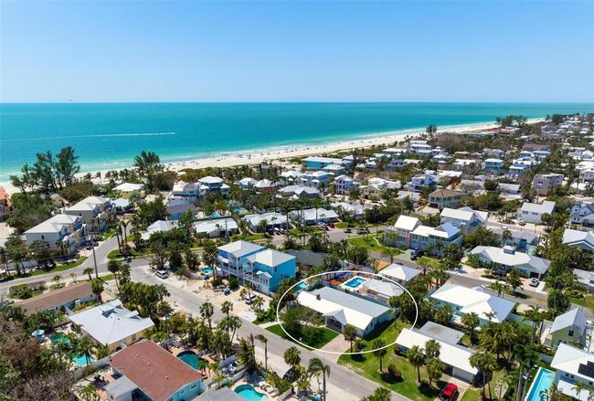 204 75 Th St, House other with 3 bedrooms, 2 bathrooms and null parking in HOLMES BEACH FL | Image 72