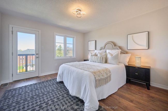 10 Globemaster Lane, House attached with 3 bedrooms, 4 bathrooms and 1 parking in Richmond Hill ON | Image 26